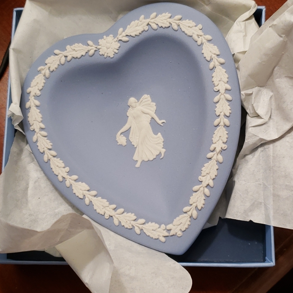Wedgwood Jasperware England Heart Tray Dish